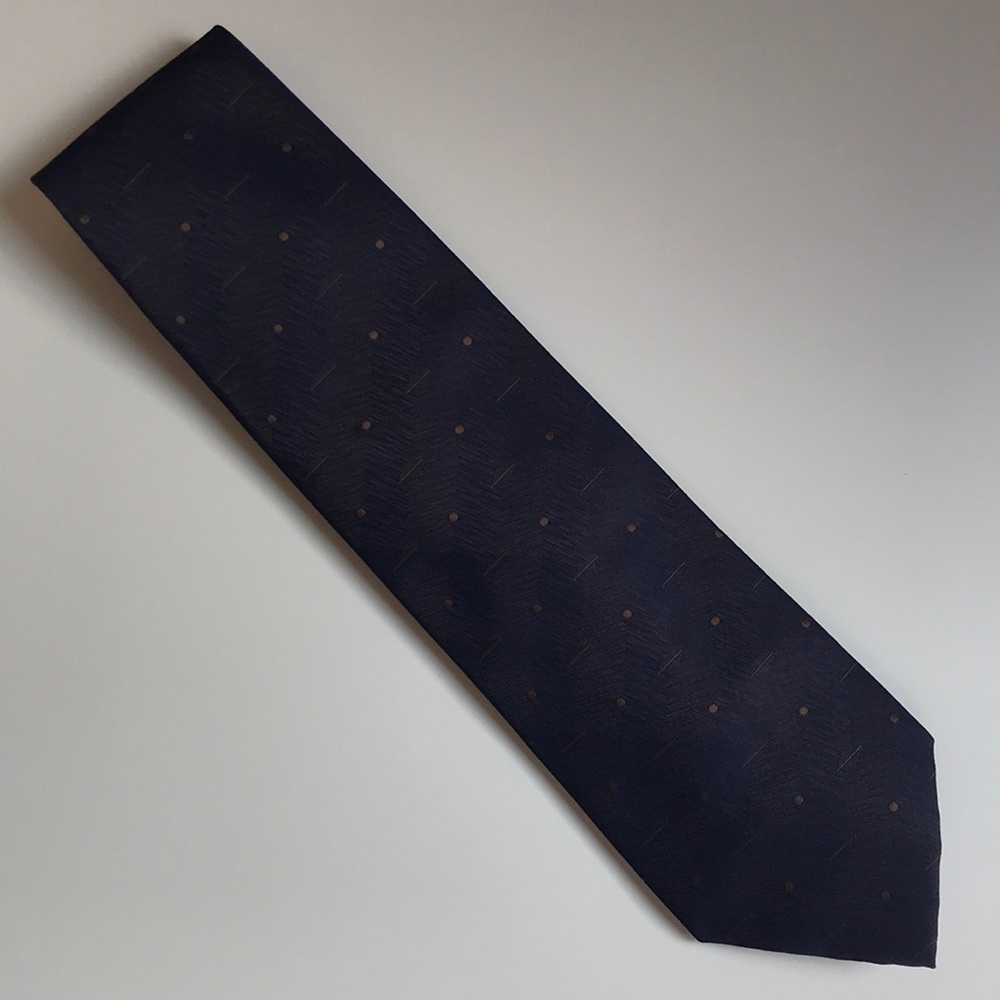 Hugo Boss Tie - Picture 2 of 5